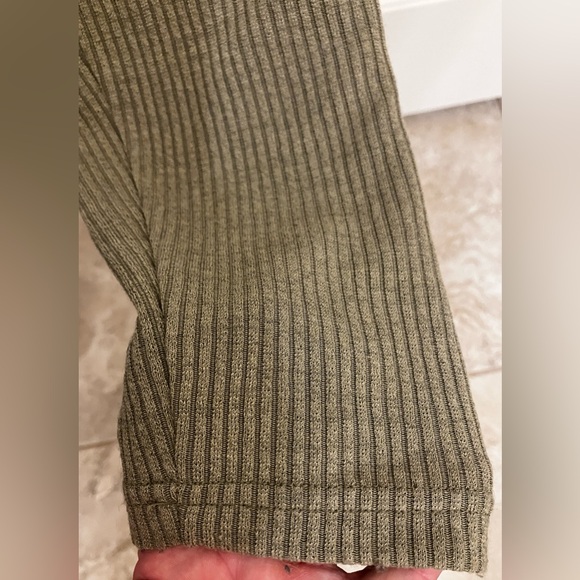 Roma Concept Green Ribbed Jumpsuit with Adjustable Shoulder Straps - Picture 4 of 7